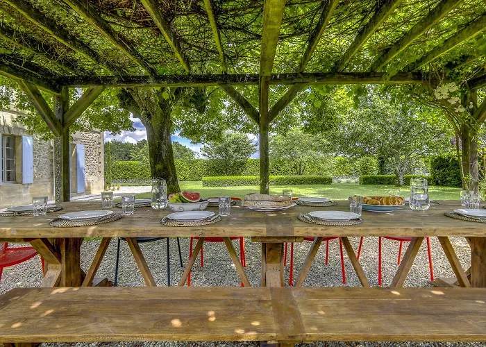 Villa Maison Vinicole Puisseguin